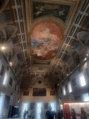 WhatsApp Image 2024-06-01 at 18.04.57